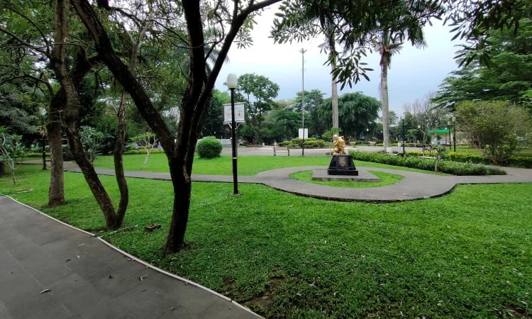 Aktivitas Taman Kencana