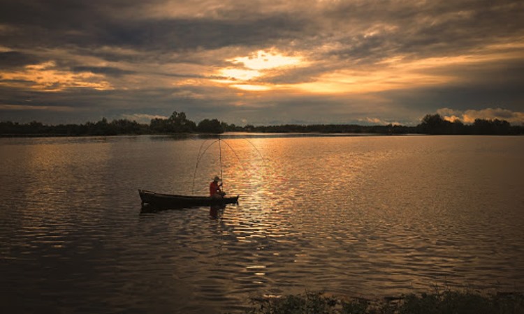 Aktifitas di Danau Siombak