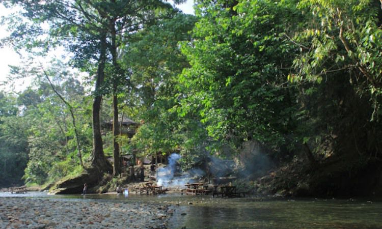 Fasilitas di Landak River