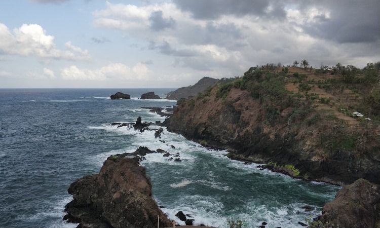 Alamat Pantai Siung