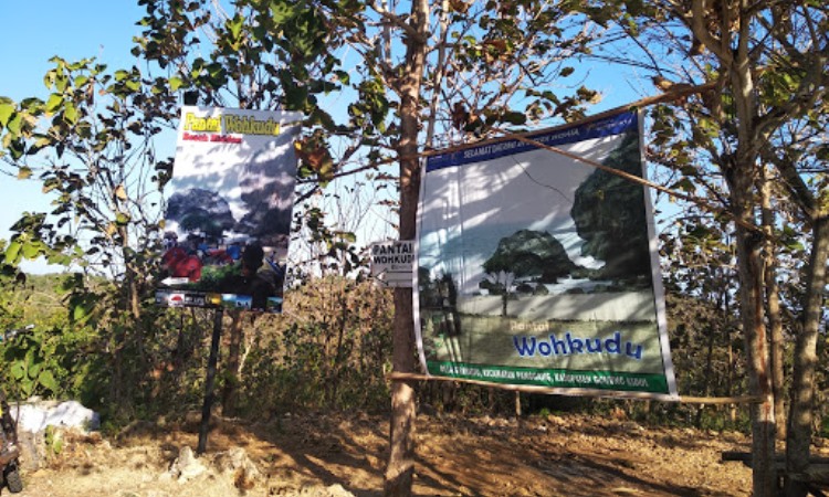 Alamat Pantai Wohkudu