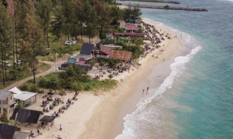Daya Tarik Dimiliki Pantai Lhoknga