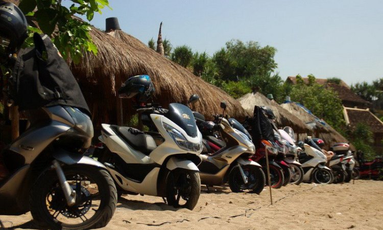 Fasilitas di Pantai Greweng