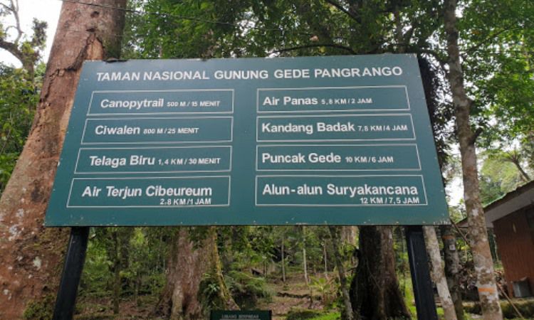 Alamat Curug Cibeureum
