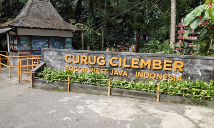 Alamat Curug Cilember