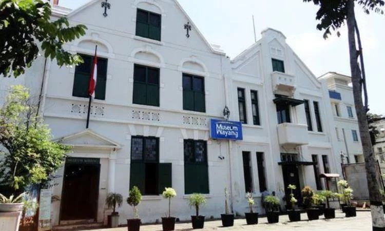 Alamat Museum wayang