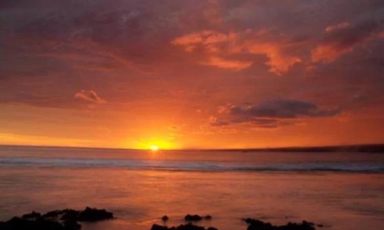 Daya Tarik Pantai Rancabuaya