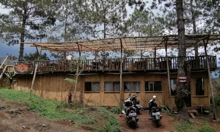 Fasilitas di Kamojang Ecopark Garut