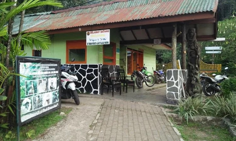 Harga Tiket Telaga Warna