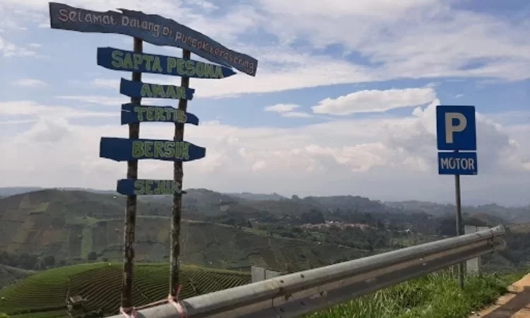 Harga Tiket Terasering Panyaweuyan