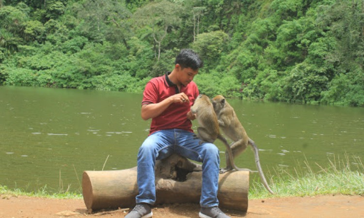 Kegiatan Dilakukan di Telaga Warna