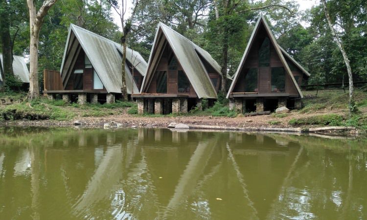 Kegiatan Lain Telaga Warna