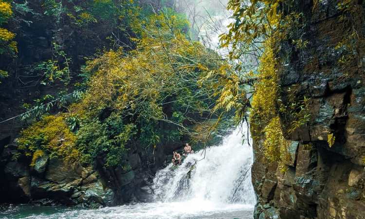 Kegiatan Menarik di Curug Muara Jaya