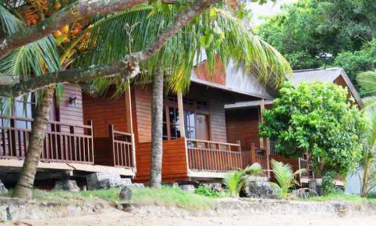 Penginapan di Sekitar Pantai Carolina