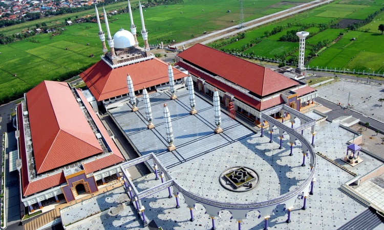 Masjid Agung Jawa Tengah, Masjid Megah dengan Desain Arsitektur Unik di Semarang