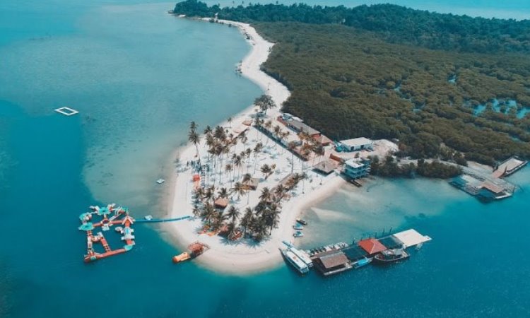 Pulau Ranoh, Pesona Pulau Eksotis & Spot Glamping Seru di Batam