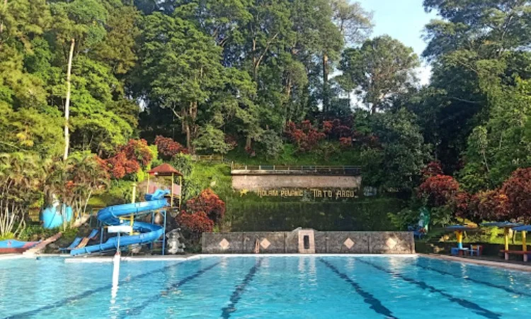 Tirto Agung Sirawak Semarang