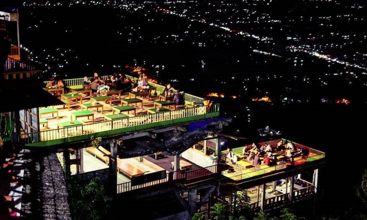 15 Tempat Wisata Malam di Jogja Terbaru & Paling Hits Dikunjungi