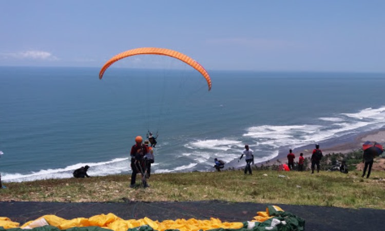 Aktivitas Menarik di Bukit Paralayang