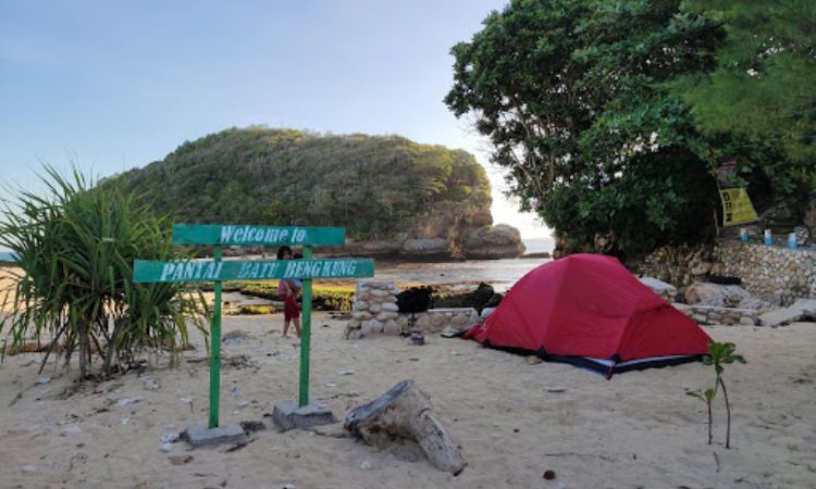 Aktivitas Menarik di Pantai Batu