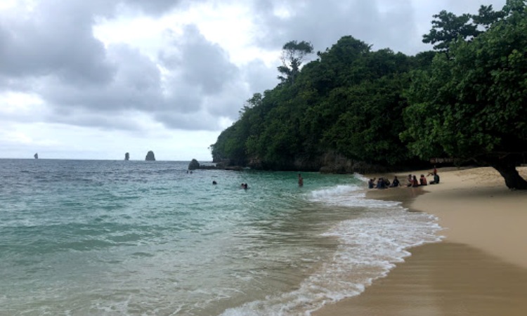 Aktivitas Menarikdi Pantai Gatra