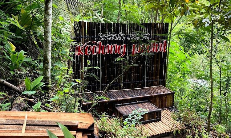 Alamat Air Terjun Kedung Pedut