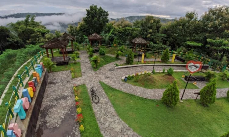 Daya Tarik Dimiliki Bukit Teletubbies