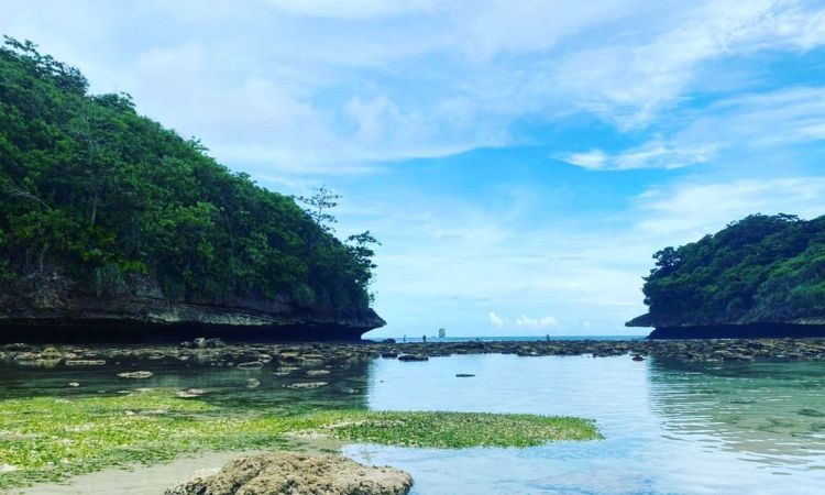 Daya Tarik Pantai Batu Bengkung