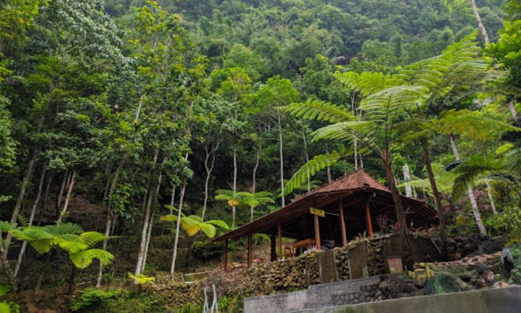 Fasilitas Seru Taman Sungai Mudal