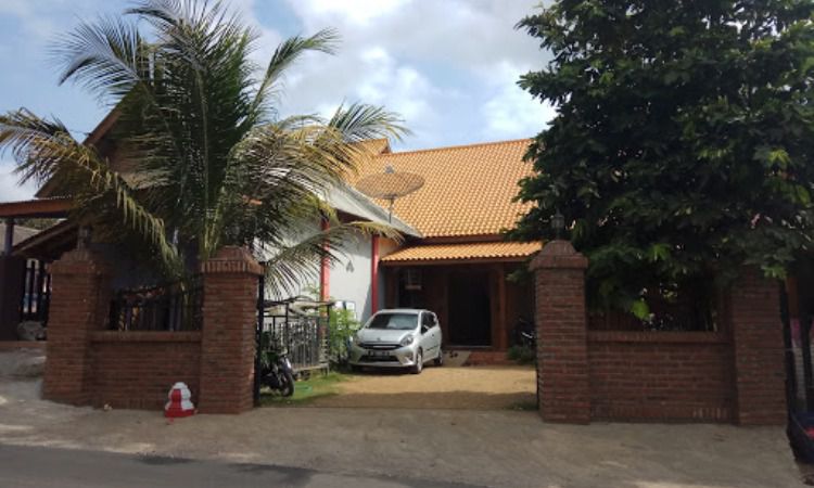 Penginapan di Sekitar Pantai Gatra