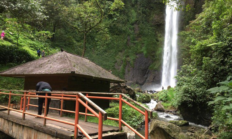 Aktivitas Menarik di Curug Cimahi