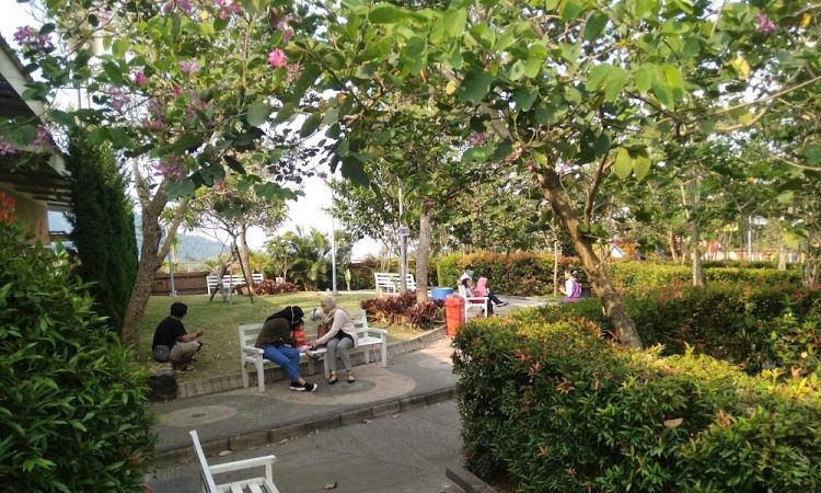 Aktivitas Seru Taman Ghanjaran Trawas Mojokerto
