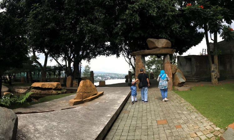 Aktivtas Wot Batu Bandung