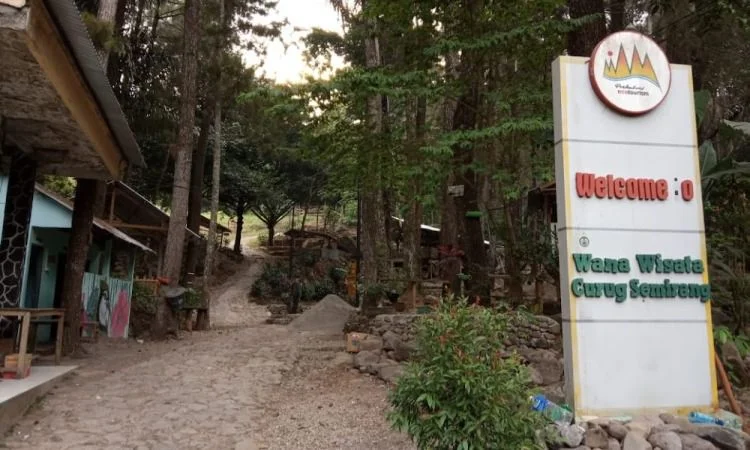 Alamat Air Terjun Semirang