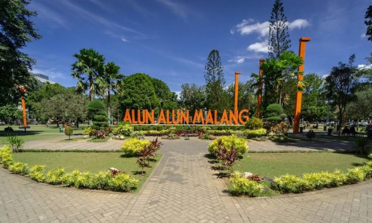 Alun-Alun Kota Malang, Tempat Rekreasi Favorit untuk Liburan Keluarga