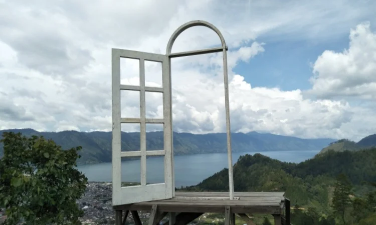 Bur Lancuk Lereng