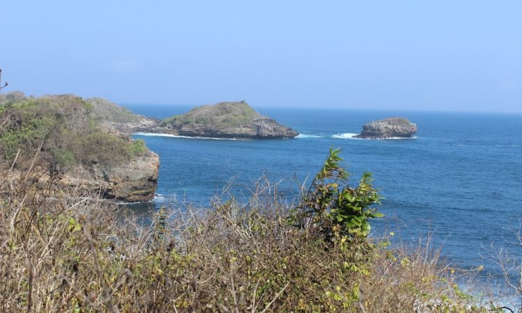 Daya Tarik Dimiliki Pantai Peh Pulo