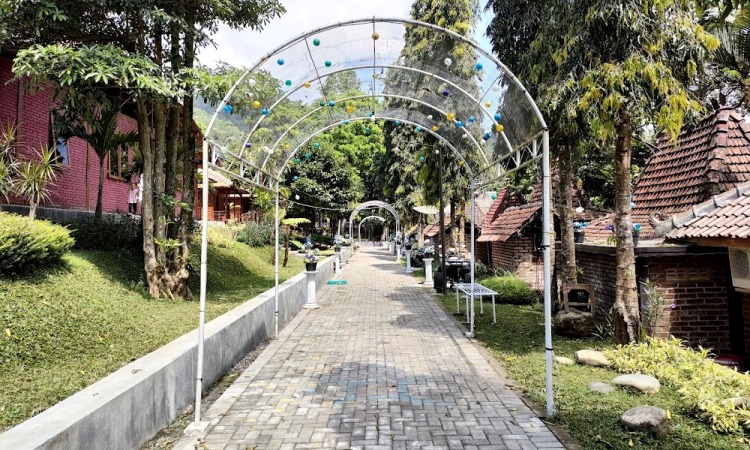 Harga Tiket Watu Gajah