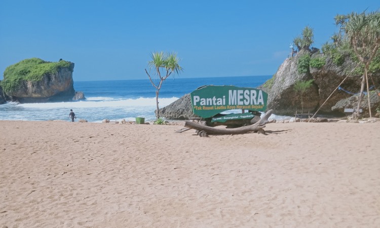 Tiket Pantai Mesra Gunung Kidul
