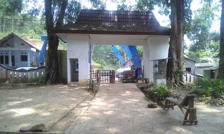 Tiket Rambut Monte Blitar