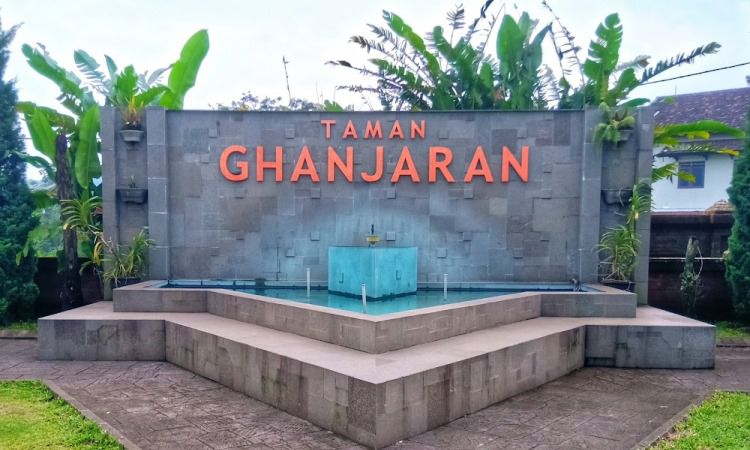 Tiket Taman Ghanjaran Trawas Mojokerto