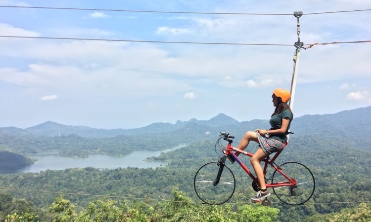 Aktivitas di Wisata Alam Kalibiru