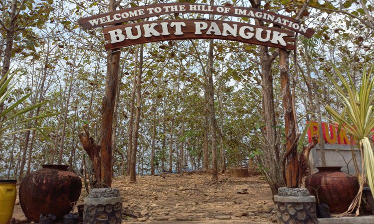 Alamat Bukit Panguk Kediwung