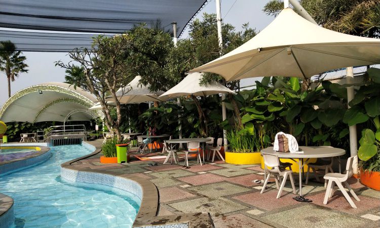 Fasilitas Panghegar Waterboom