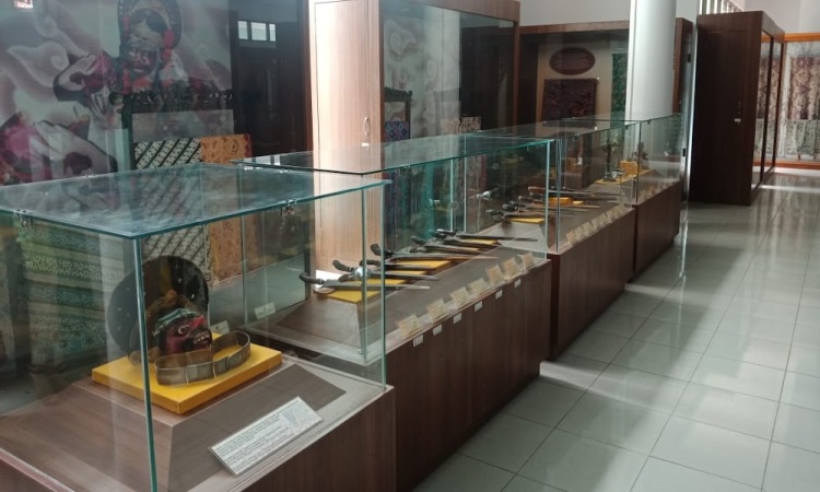Koleksi Dimiliki Museum Pangeran Cakrabuana