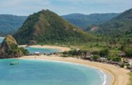 10 Wisata Pantai di Lombok Tengah Paling Hits Dikunjungi