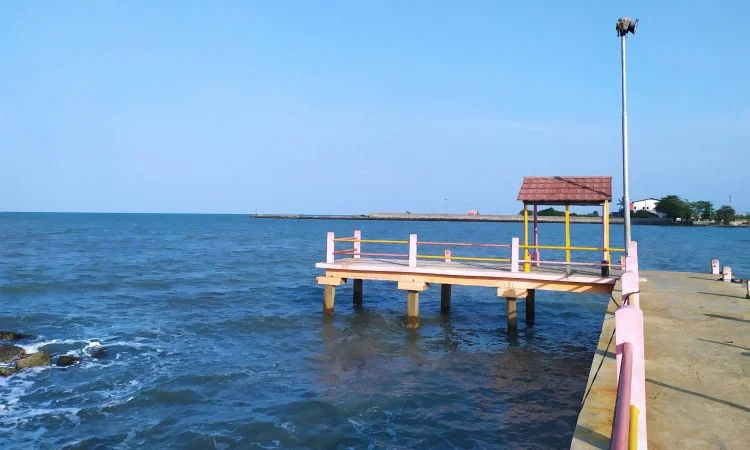 Alamat Pantai Balongan Inda
