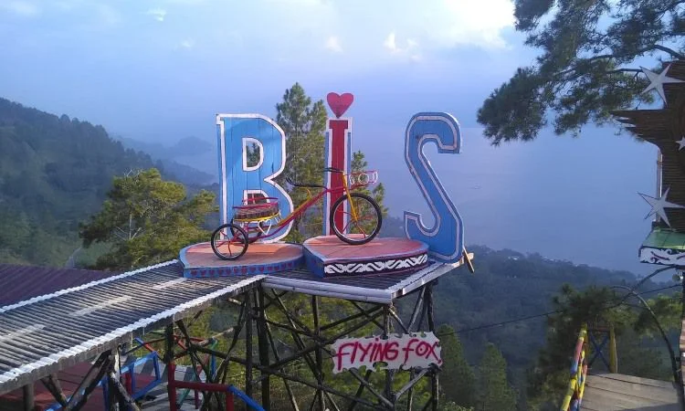 Bukit Simarjarunjung