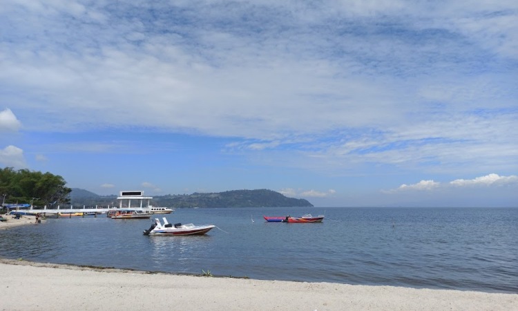 Daya Tarik Dimiliki Pantai Bulbul