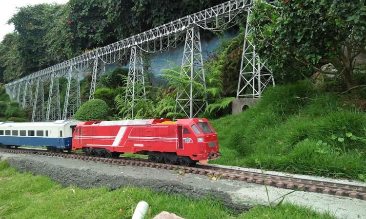 Daya Tarik Dimiliki Taman Miniatur Kereta Api